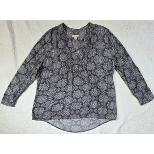 db Established 1962 Black and Gray Patterned Blouse